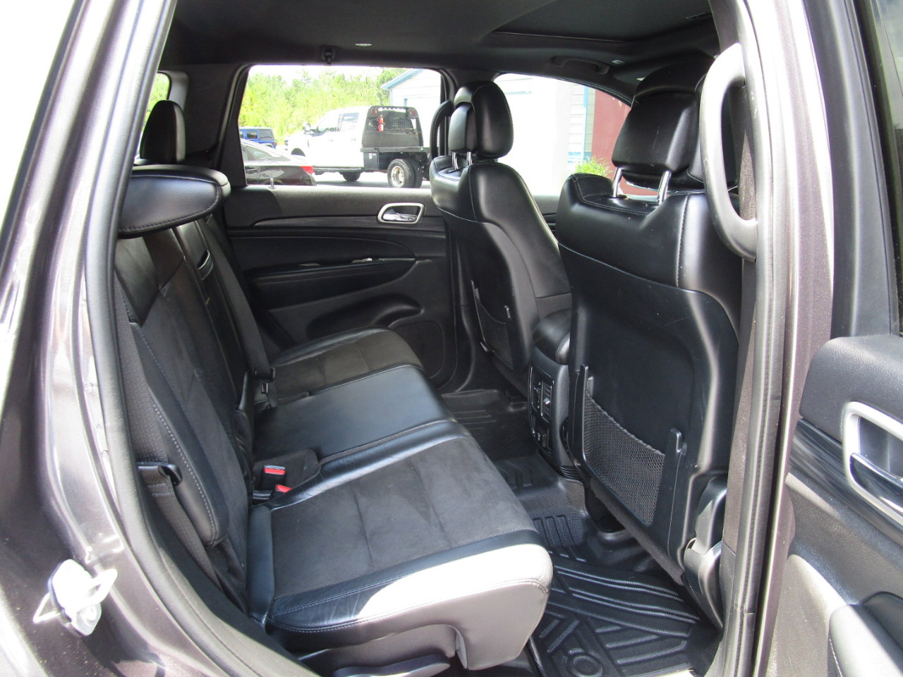 Used 2020 Jeep Grand Cherokee Altitude image 26