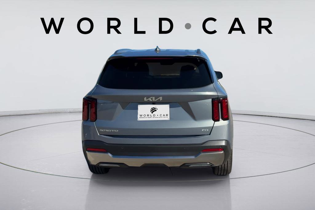 Used 2025 Kia Sorento EX image 7