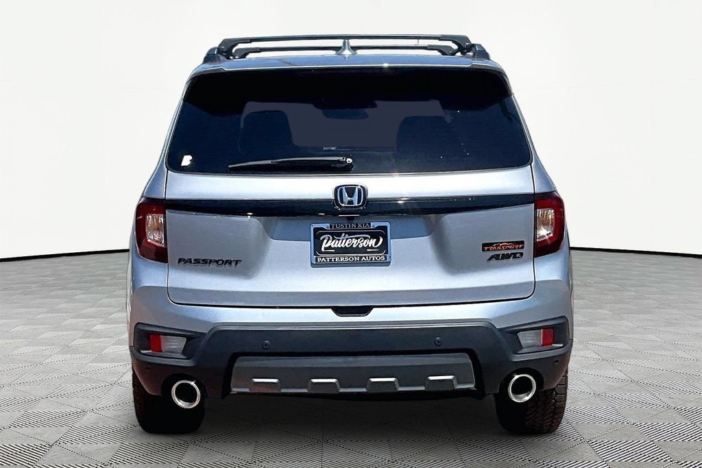 Used 2025 Honda Passport TrailSport image 4