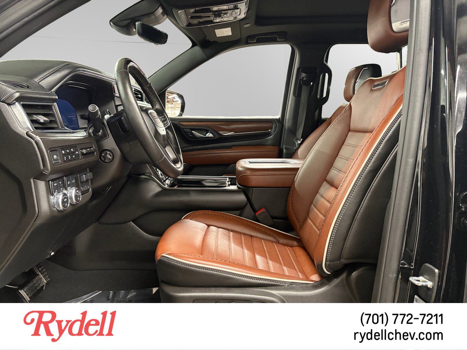 Used 2024 GMC Yukon XL Denali Ultimate image 10