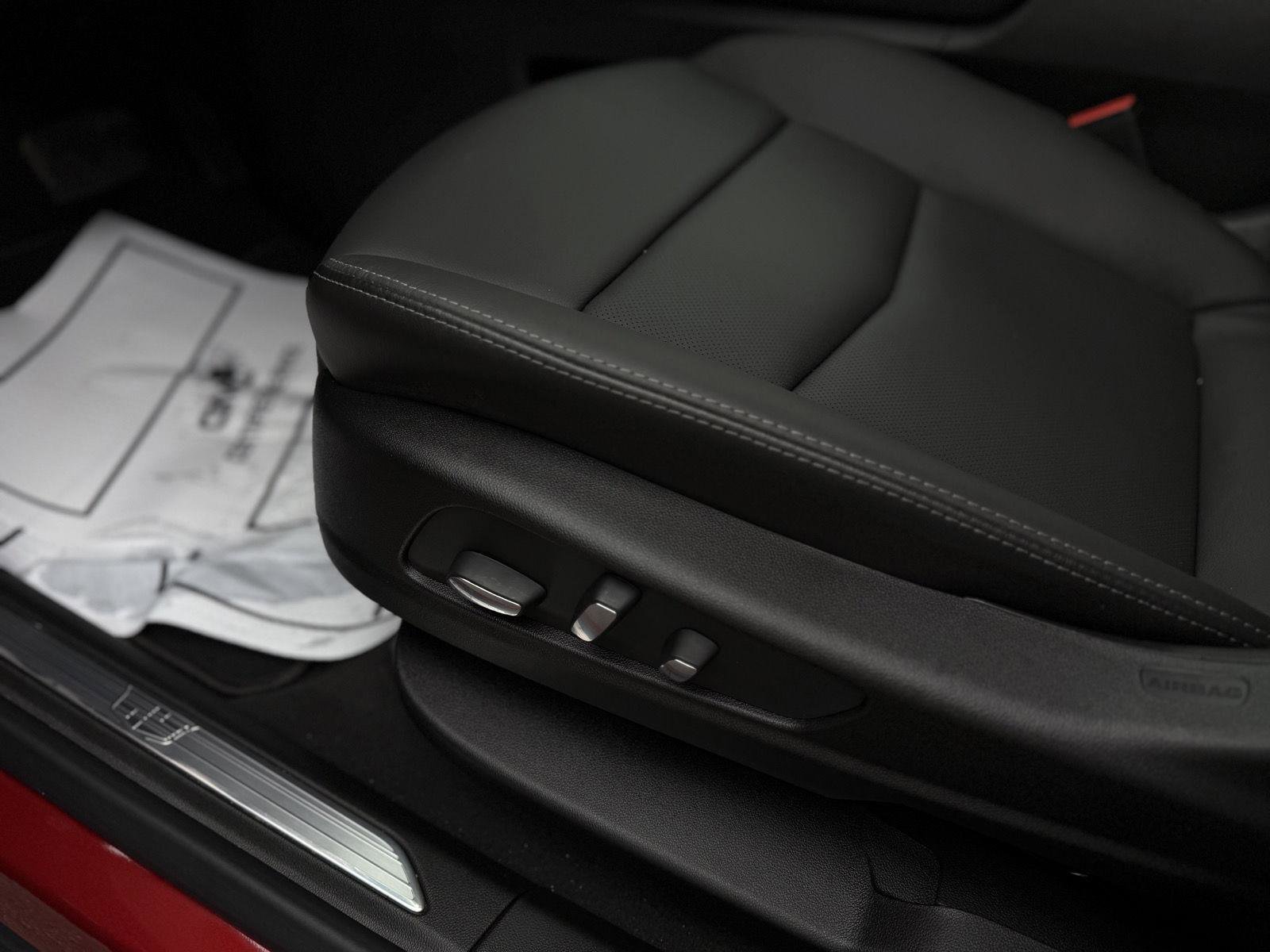 New 2026 Cadillac XT5 Premium Luxury w/ Driver Assist Package image 15