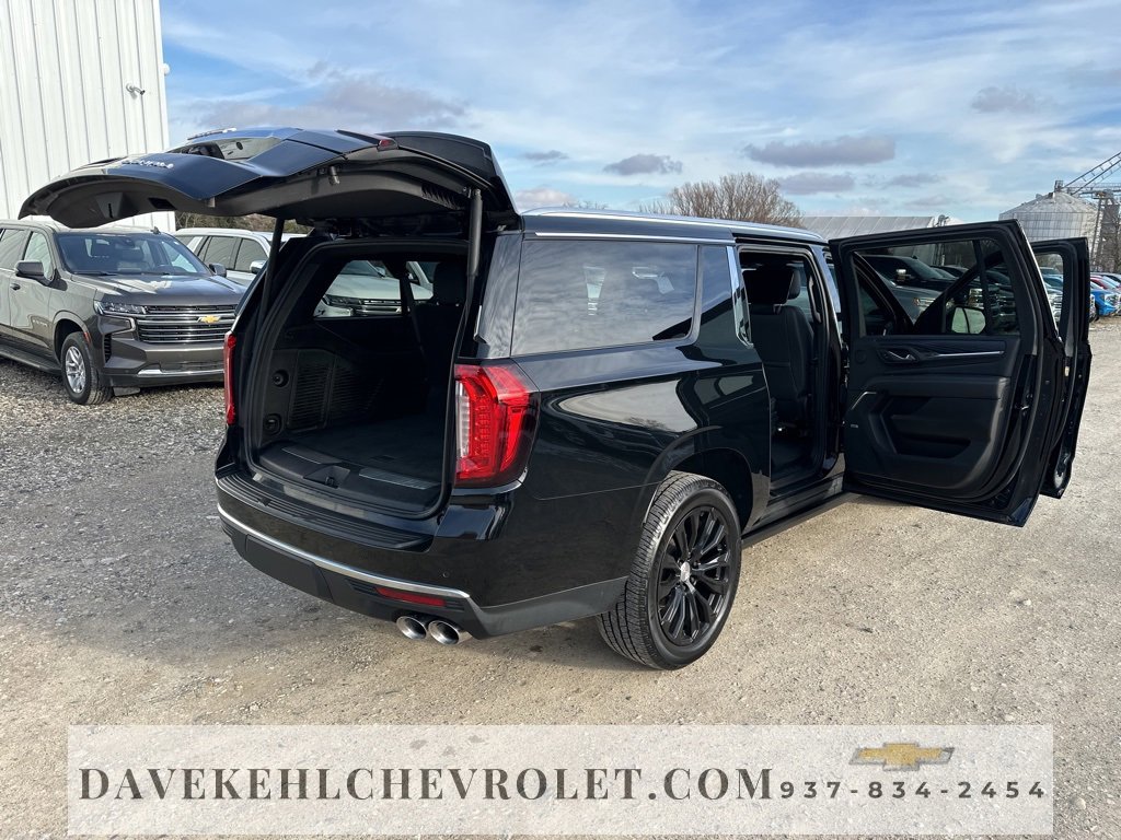 Used 2021 GMC Yukon XL Denali w/ Denali Premium Package image 39