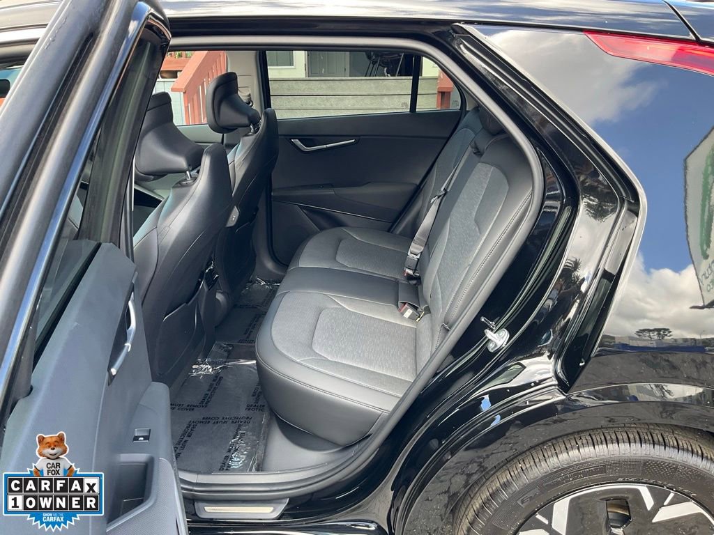 Used 2025 Kia Niro Wave FWD image 25