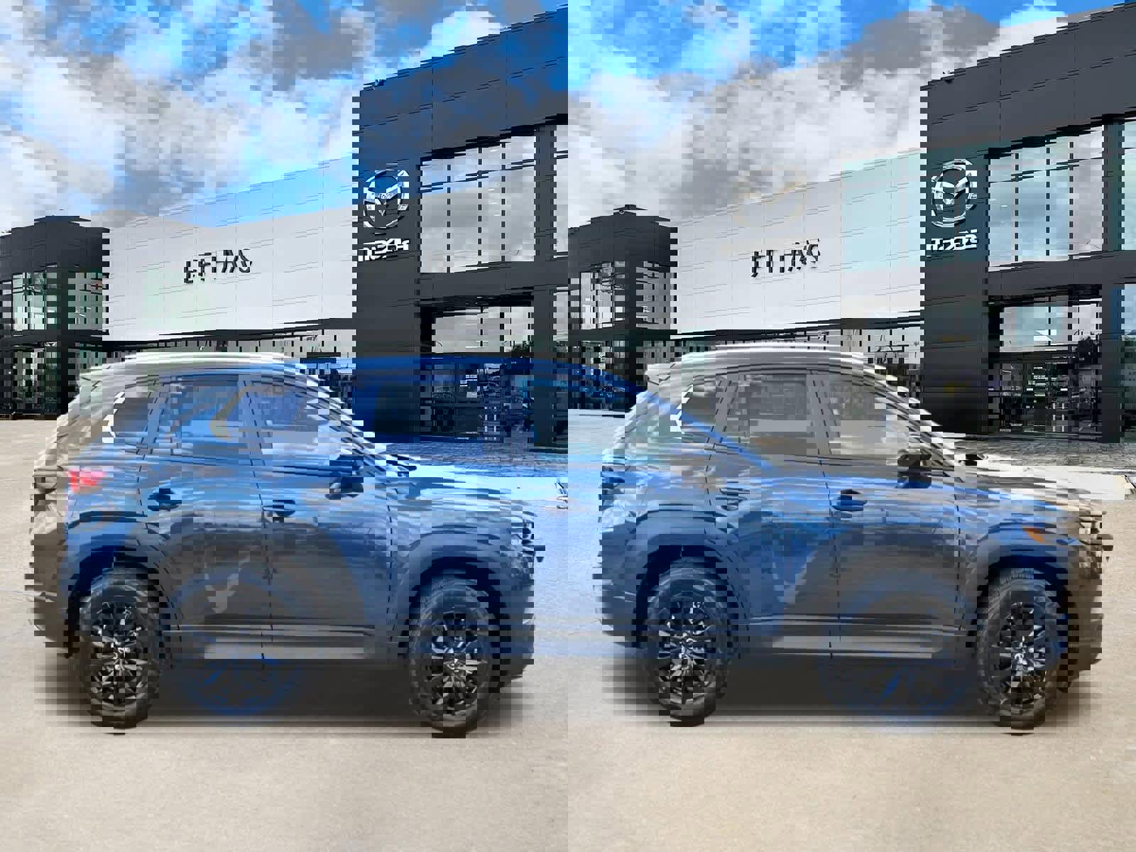 Used 2025 MAZDA CX-50 AWD 2.5 S w/ Premium Package image 5