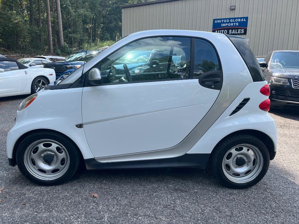 Used 2014 smart fortwo pure RWD image 9
