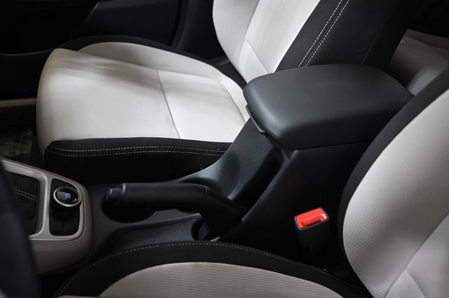 Used 2022 Hyundai Venue SEL image 21