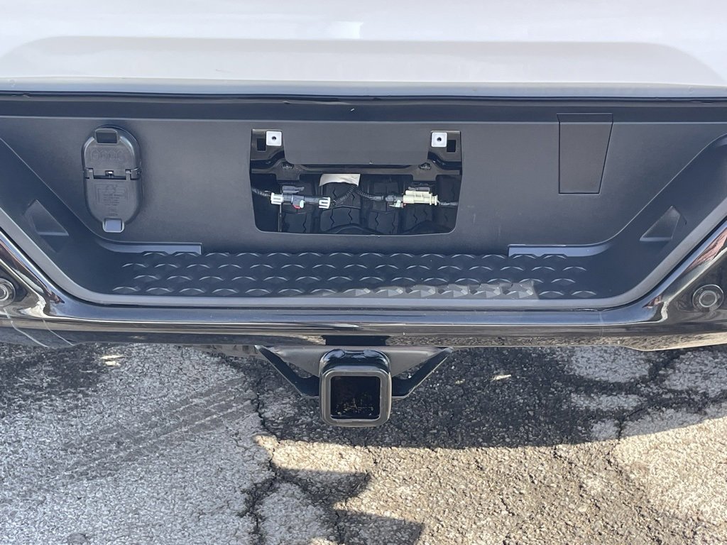 Used 2024 Chevrolet Colorado ZR2 w/ Safety Package image 22