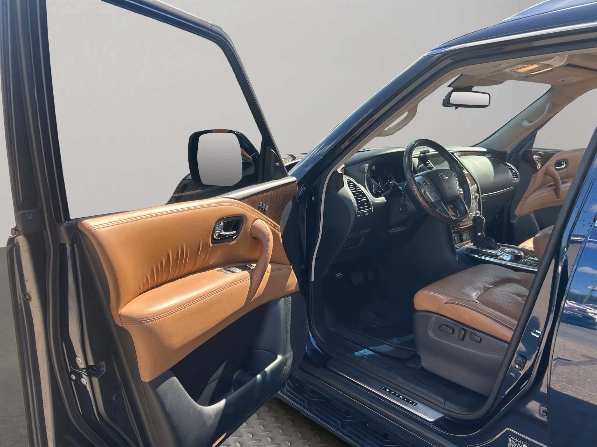 Used 2017 INFINITI QX80 Signature Edition RWD image 21