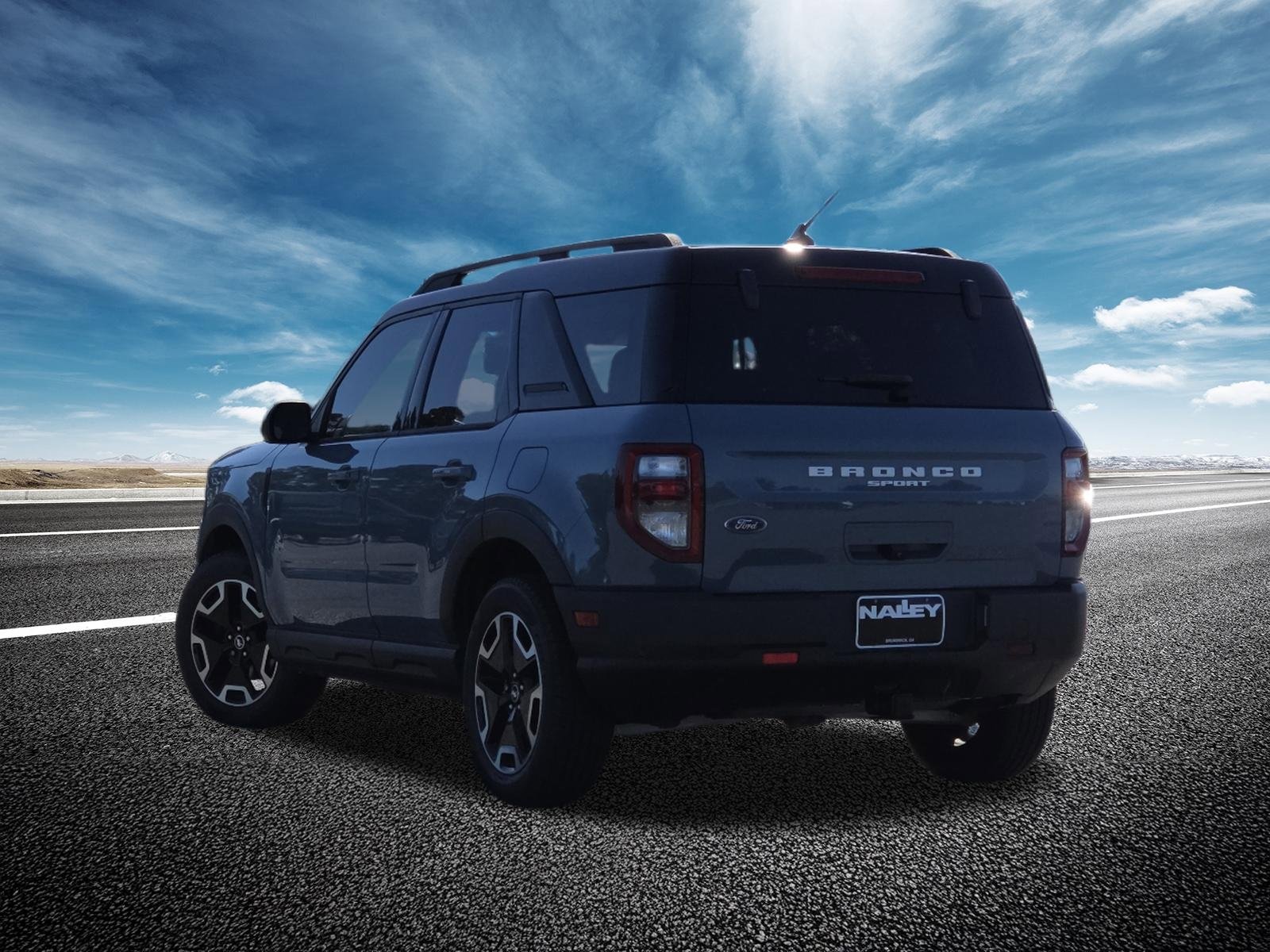 Used 2021 Ford Bronco Sport Outer Banks image 16