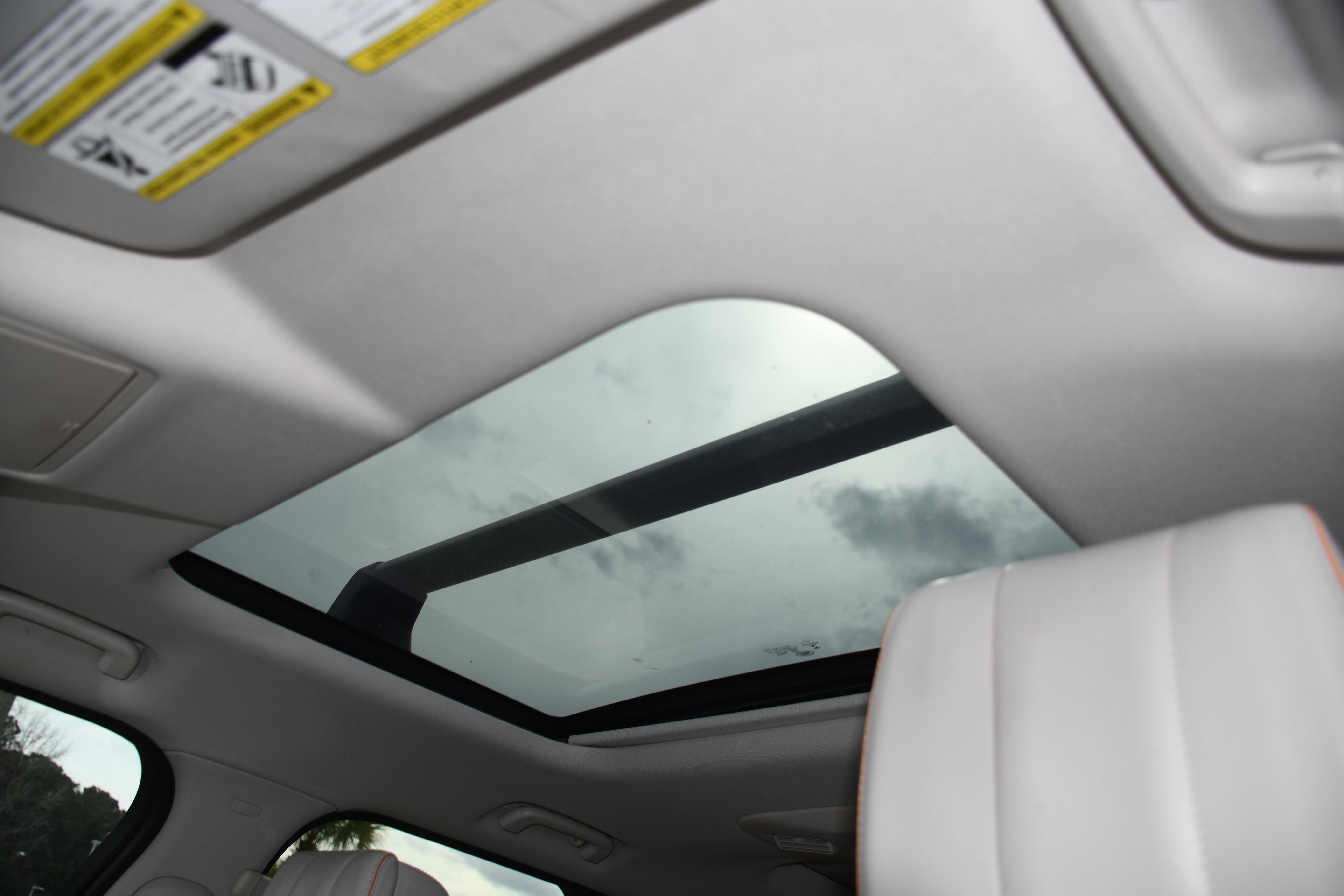 Used 2017 Land Rover Discovery HSE Luxury image 7