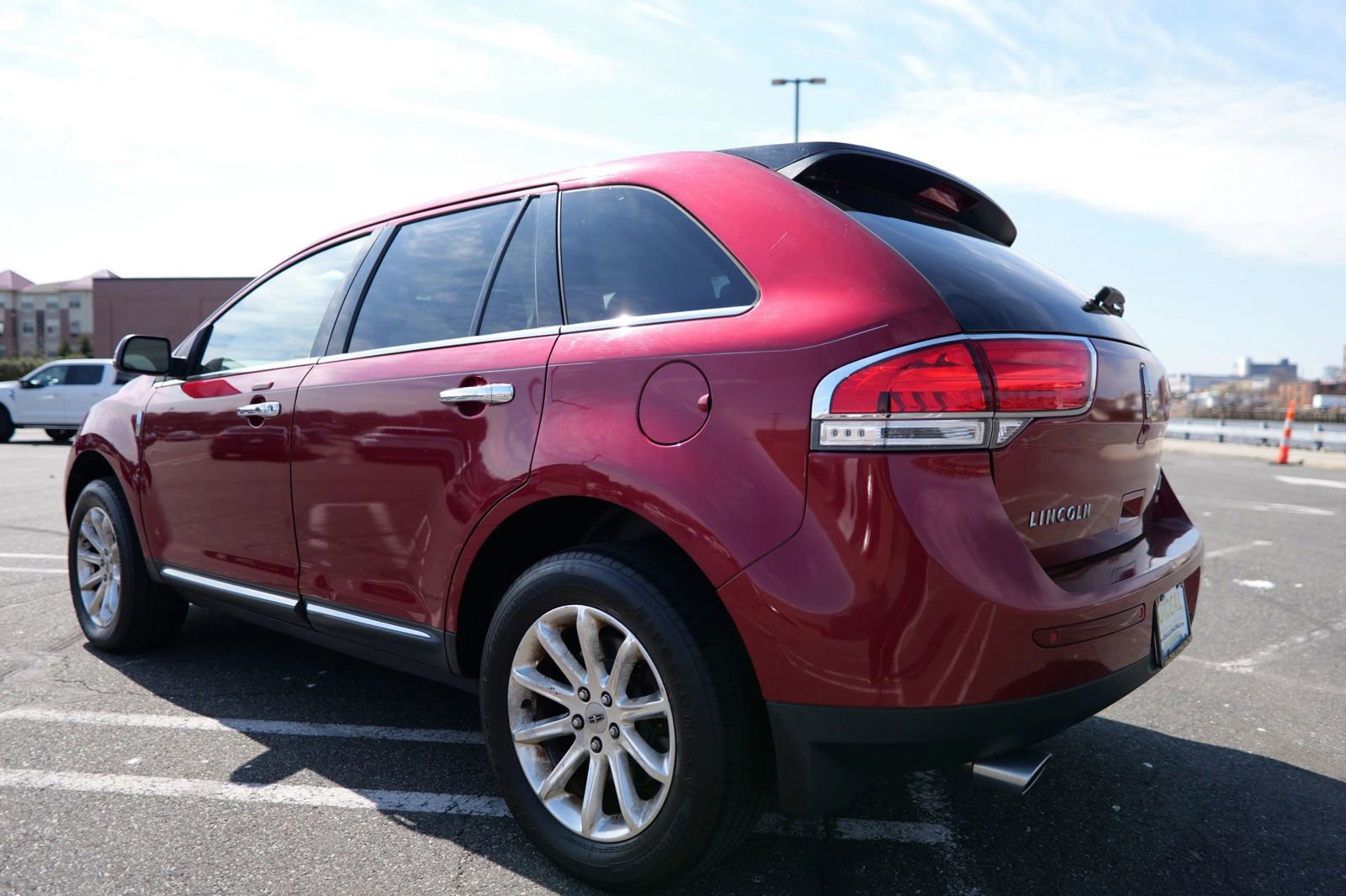 Used 2013 Lincoln MKX AWD image 6