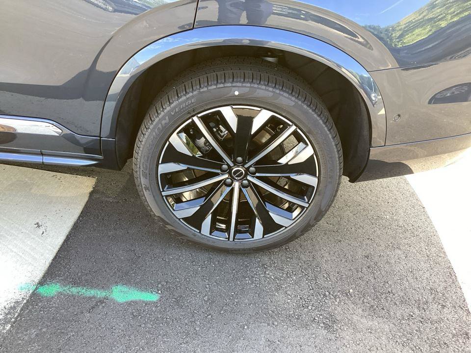New 2026 Volvo XC90 T8 Ultra w/ Protection Package Premier AWD/4WD image 22