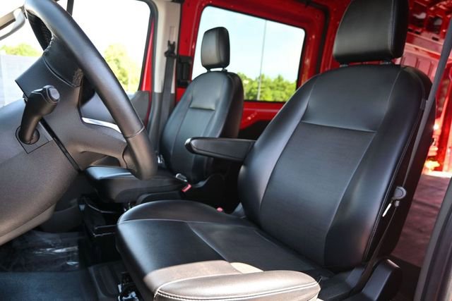 Used 2024 Ford E-Transit 148 High Roof Extended RWD image 23