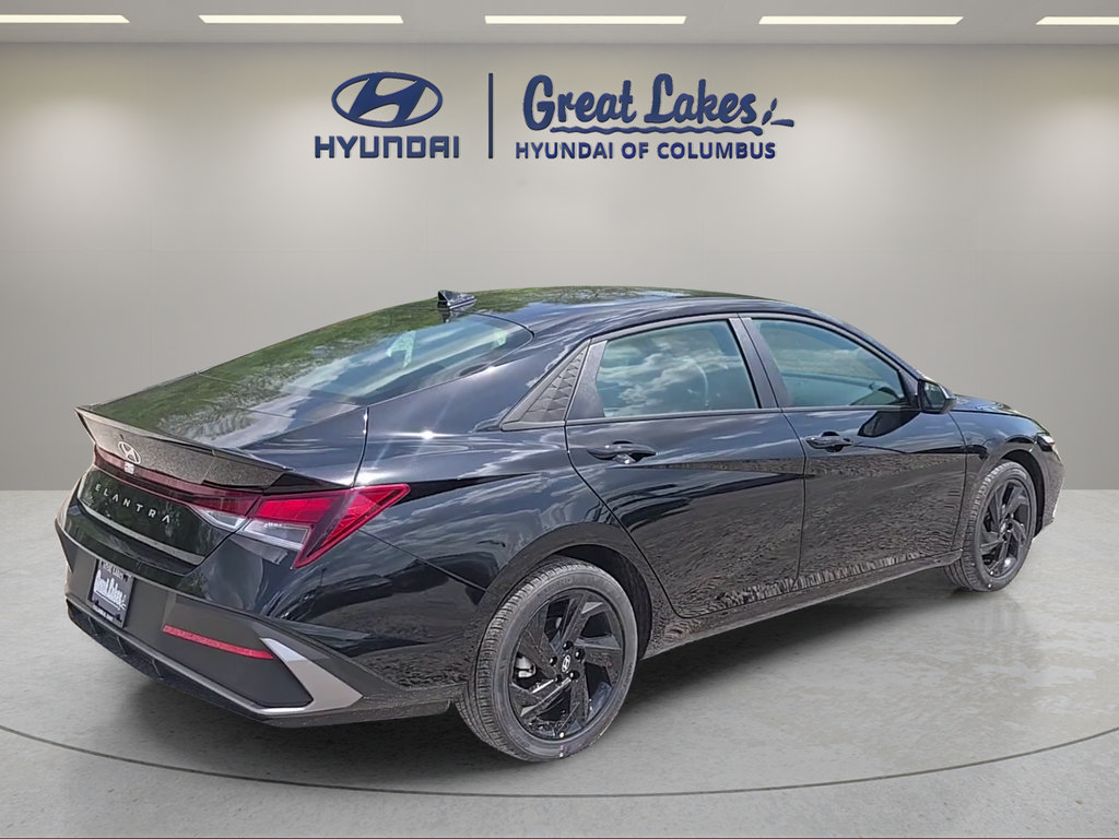 New 2026 Hyundai Elantra Sport FWD image 5
