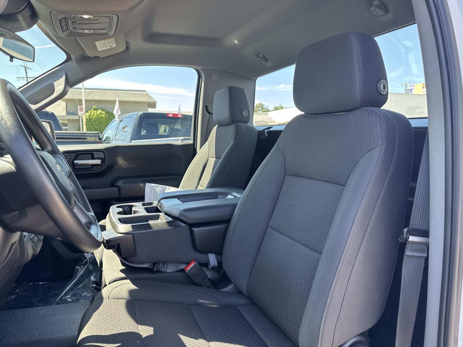 Used 2025 Chevrolet Silverado 1500 W/T image 12