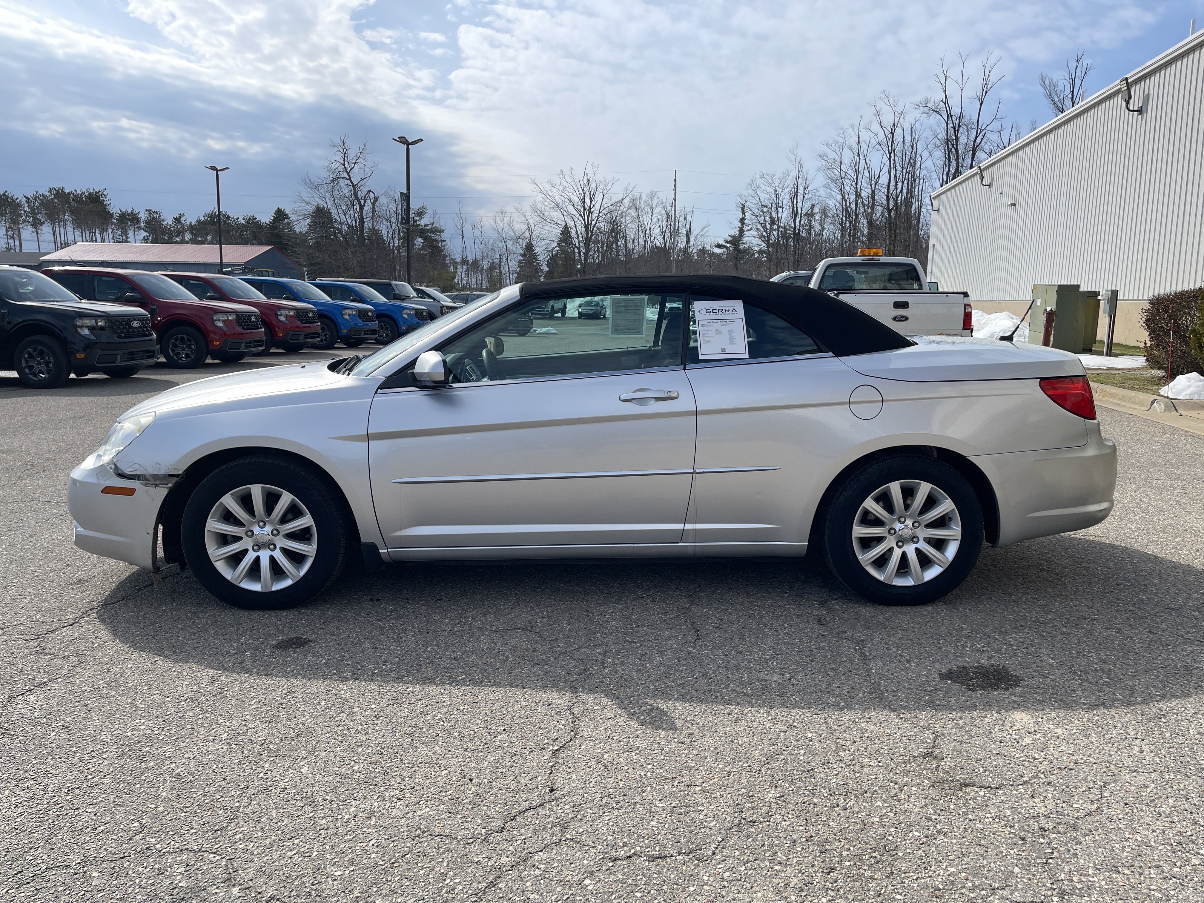 Used 2010 Chrysler Sebring Touring image 7