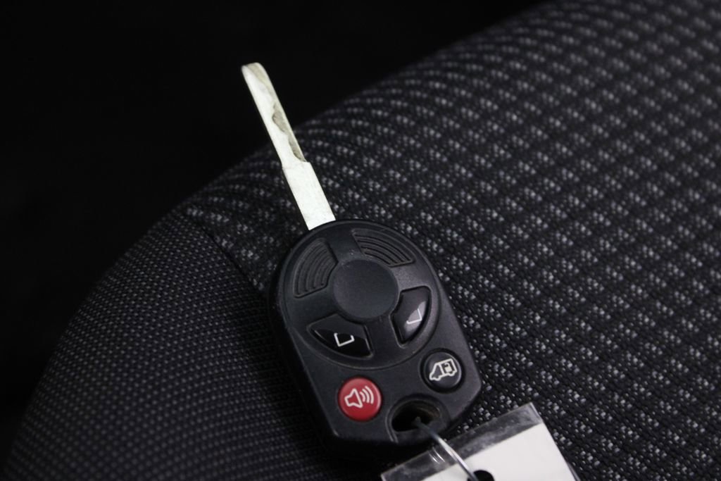 Used 2016 Ford Transit Connect XL image 24