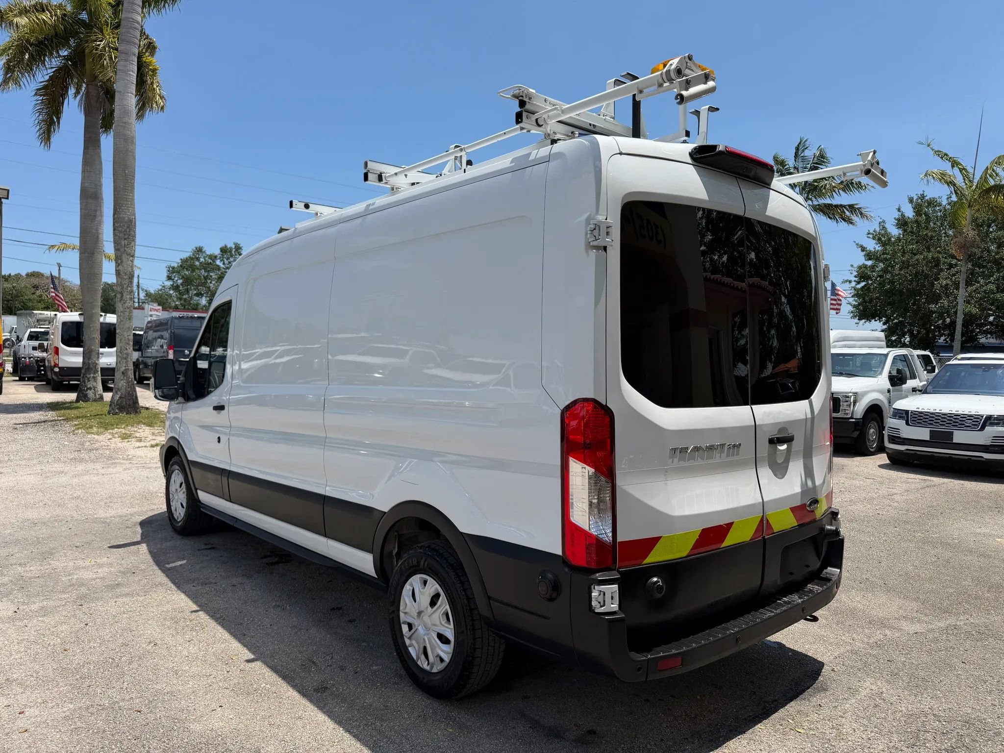 Used 2019 Ford Transit 250 148 Medium Roof w/ Exterior Upgrade Package RWD image 3