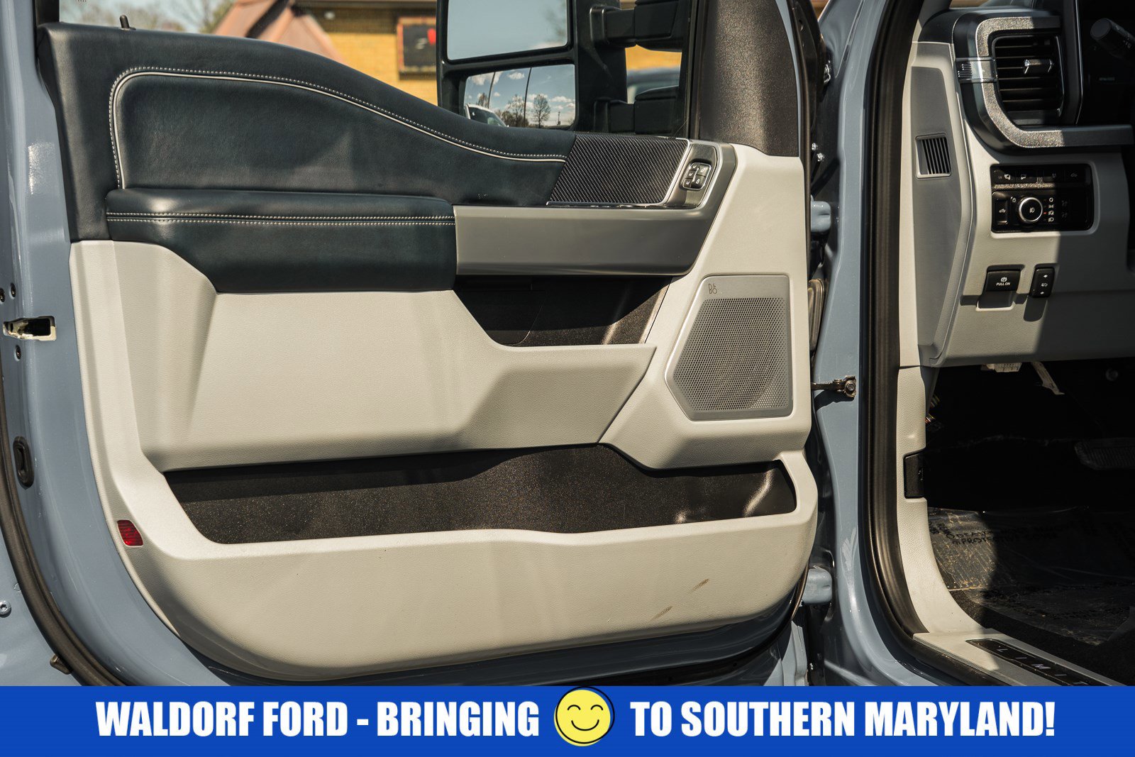 Used 2023 Ford F450 Limited w/ FX4 Off-Road Package image 50