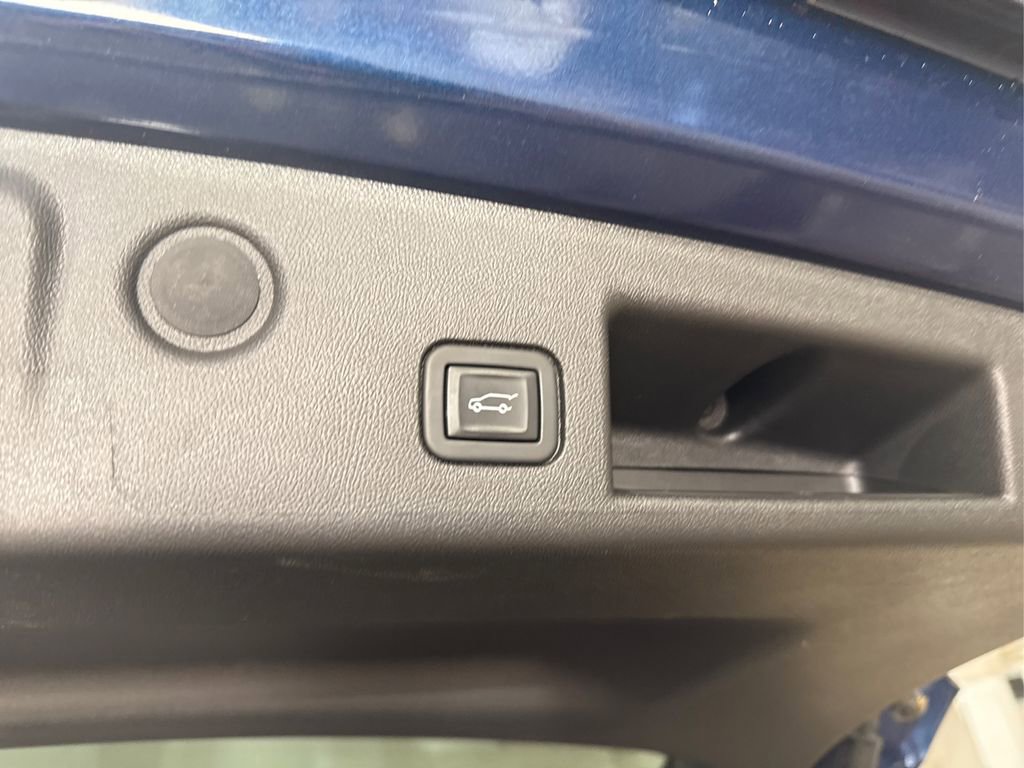 Used 2022 Chevrolet Equinox LT image 14