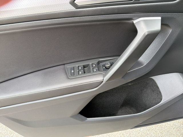 Used 2024 Volkswagen Tiguan S FWD image 15