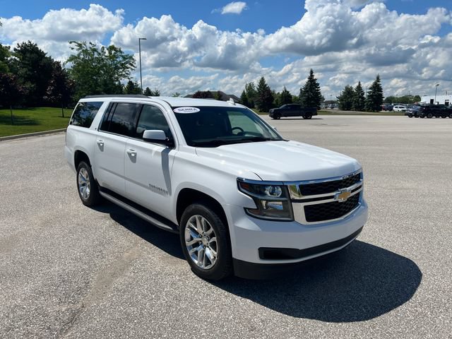 Used 2015 Chevrolet Suburban LT AWD/4WD image 3