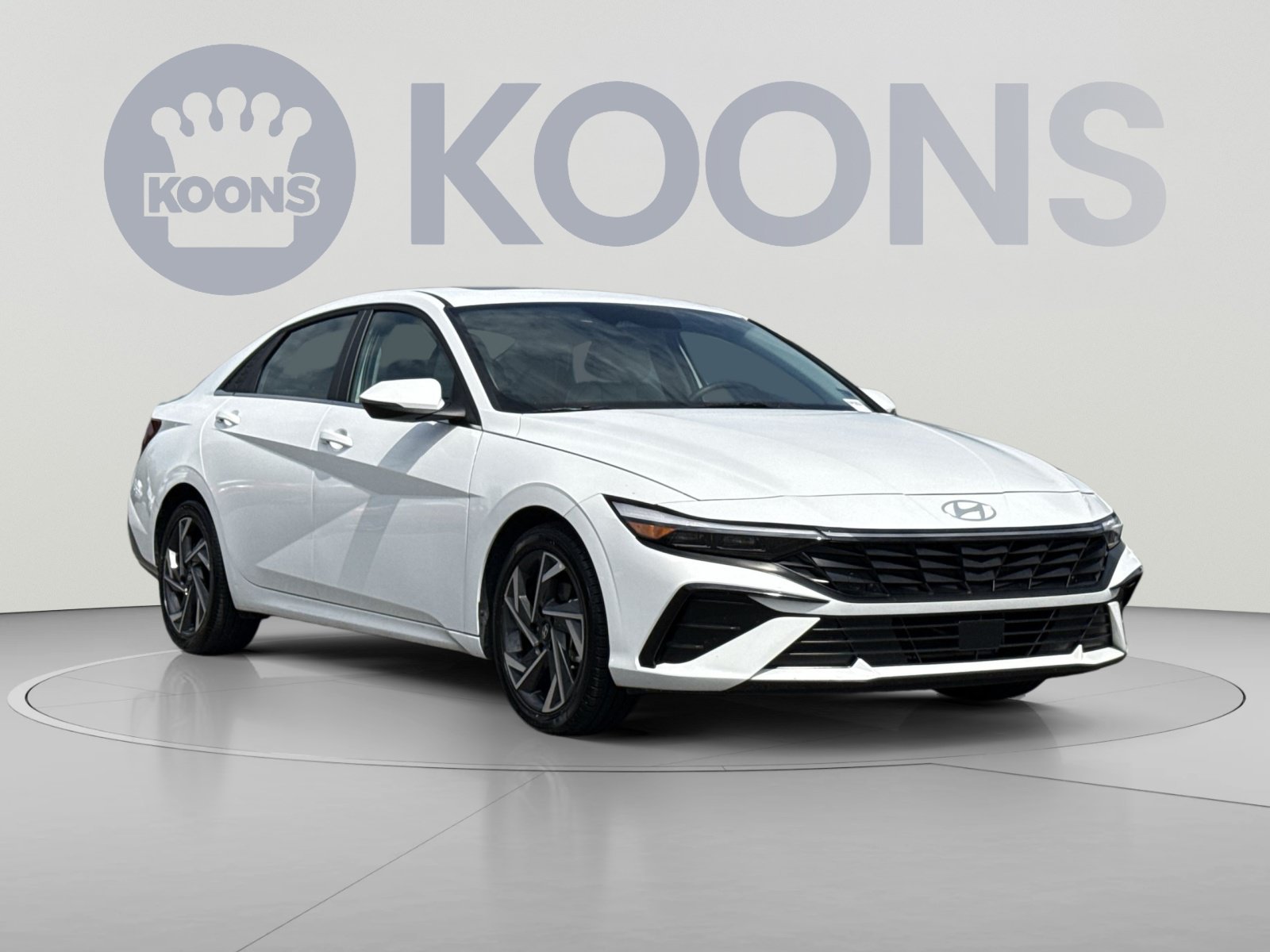 Certified 2025 Hyundai Elantra Limited FWD image 10