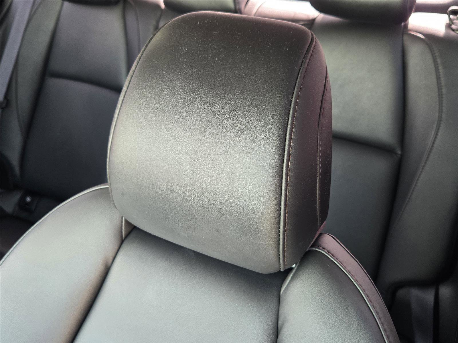 Used 2025 MAZDA MAZDA3 s FWD image 21