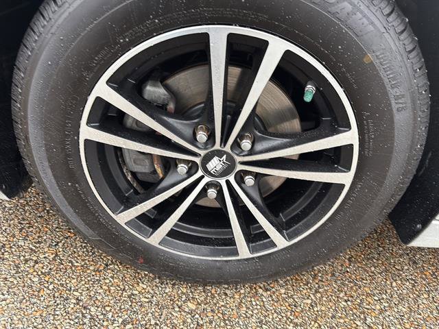 Used 2018 Hyundai Elantra SE w/ SE Connectivity Package 04 image 9