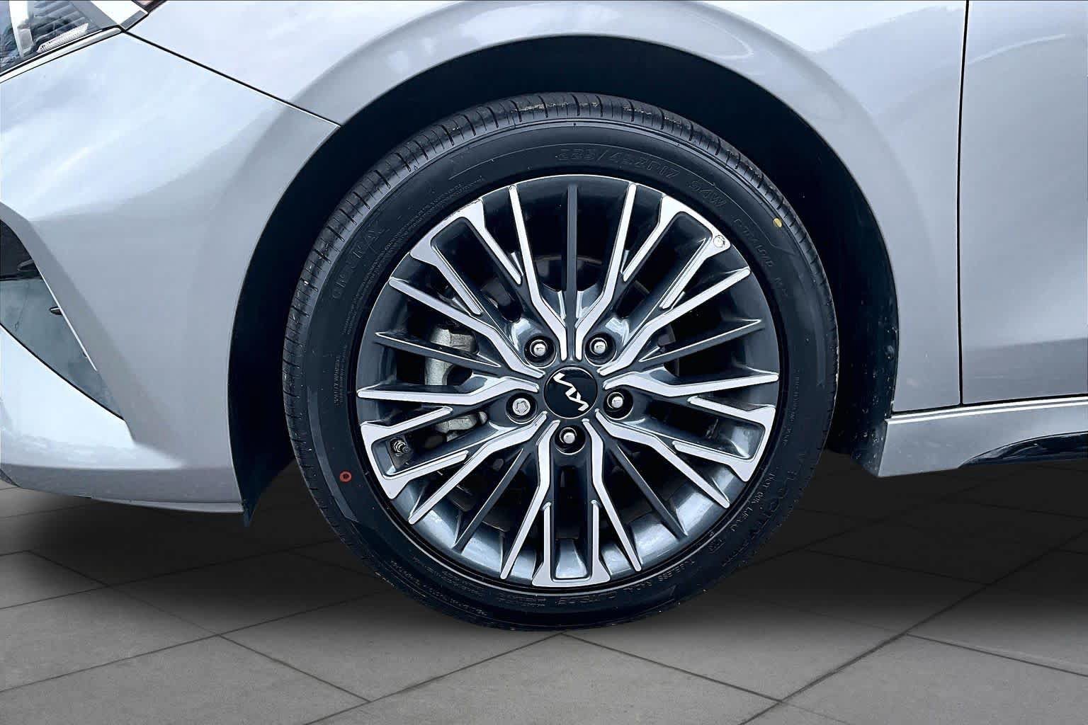 Certified 2023 Kia Forte GT-Line w/ GT-Line Premium Package FWD image 11