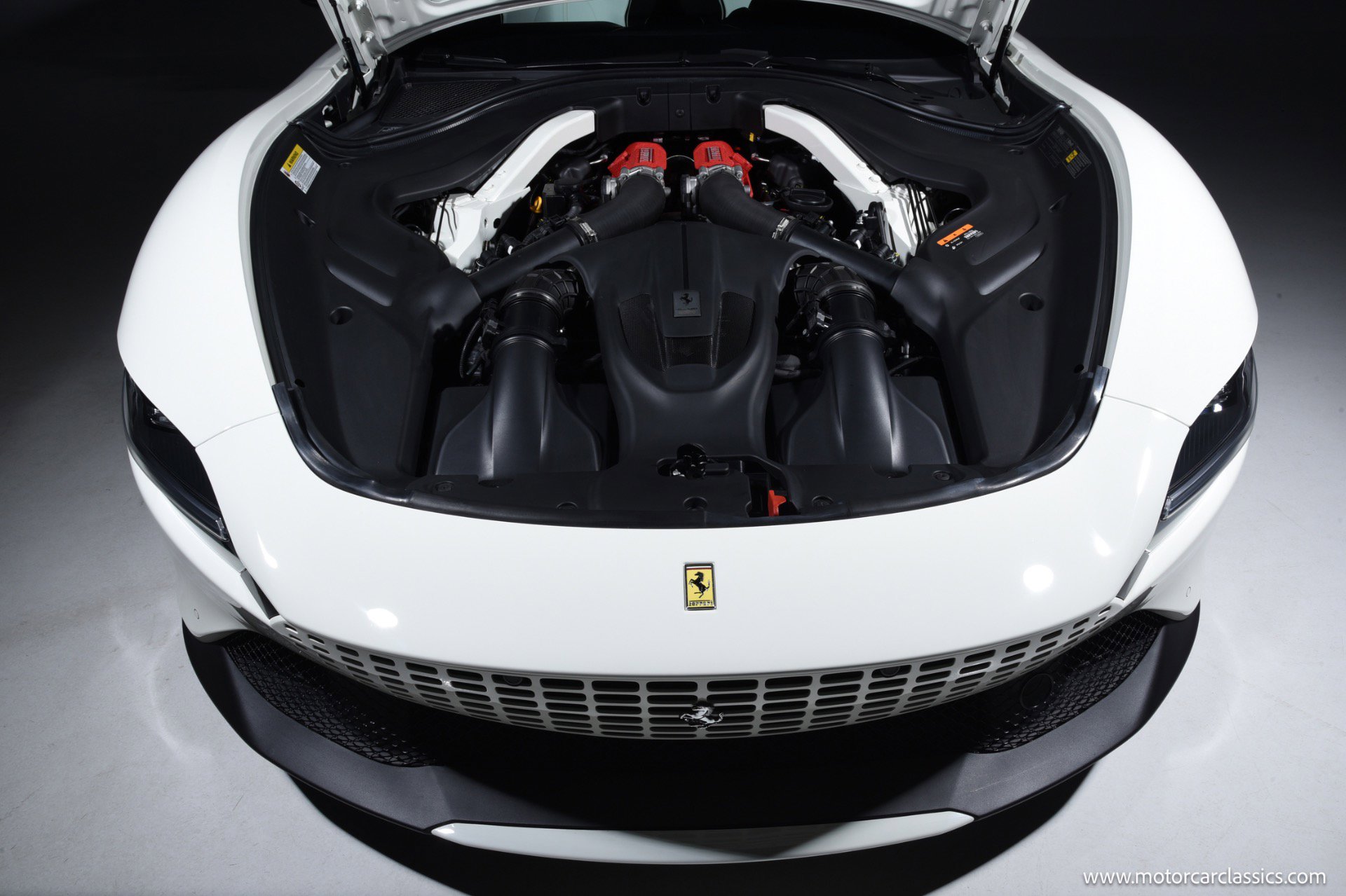 Used 2024 Ferrari Roma image 38