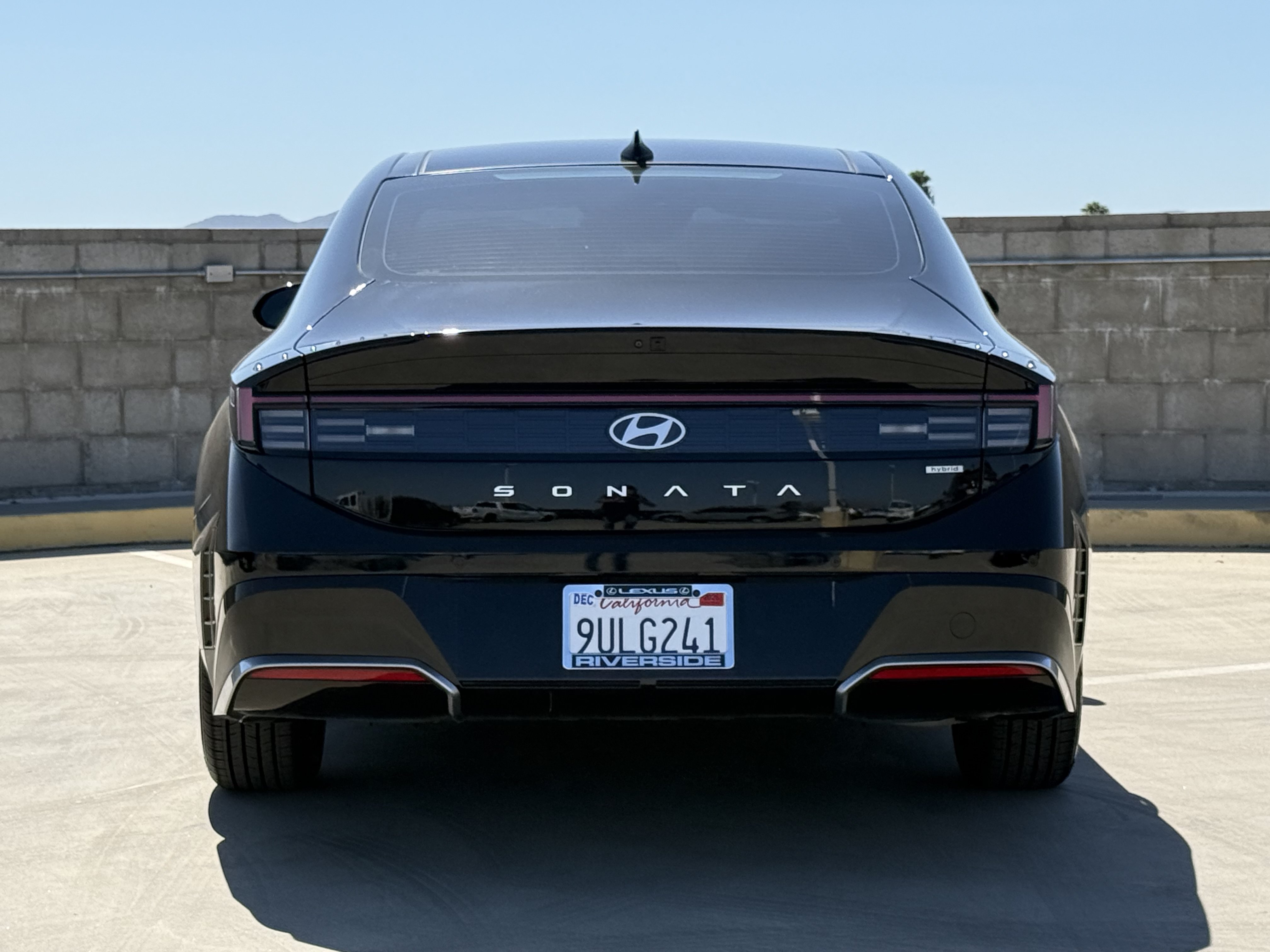 Used 2025 Hyundai Sonata Limited FWD image 11