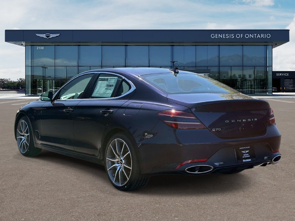 New 2026 Genesis G70 2.5T RWD image 2