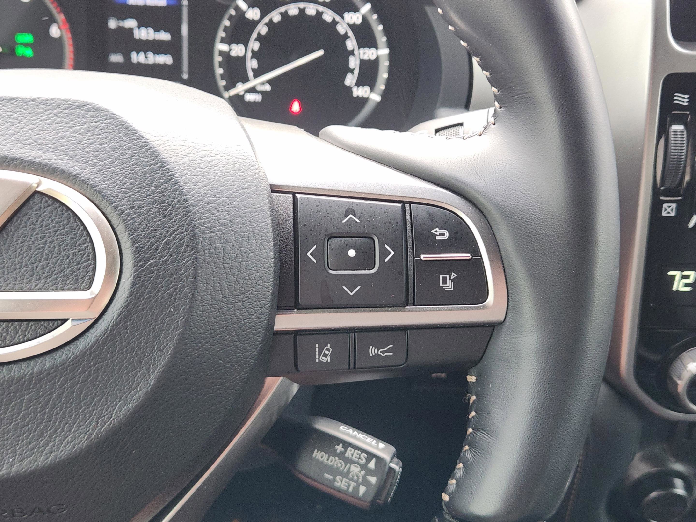 Used 2023 Lexus GX 460 Premium image 16