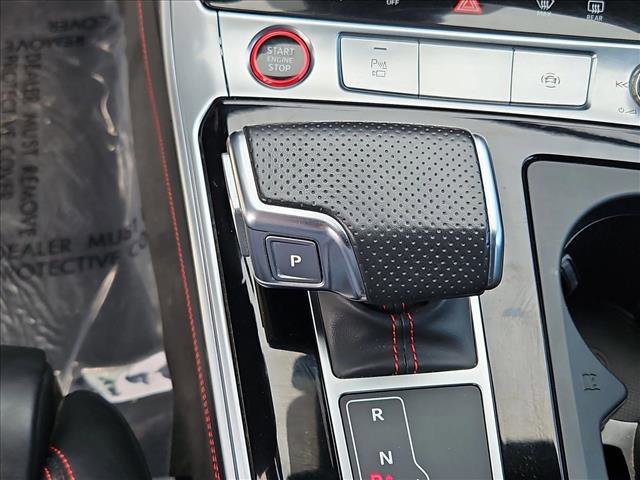 Used 2021 Audi RS 6 w/ Carbon Optic Package image 12