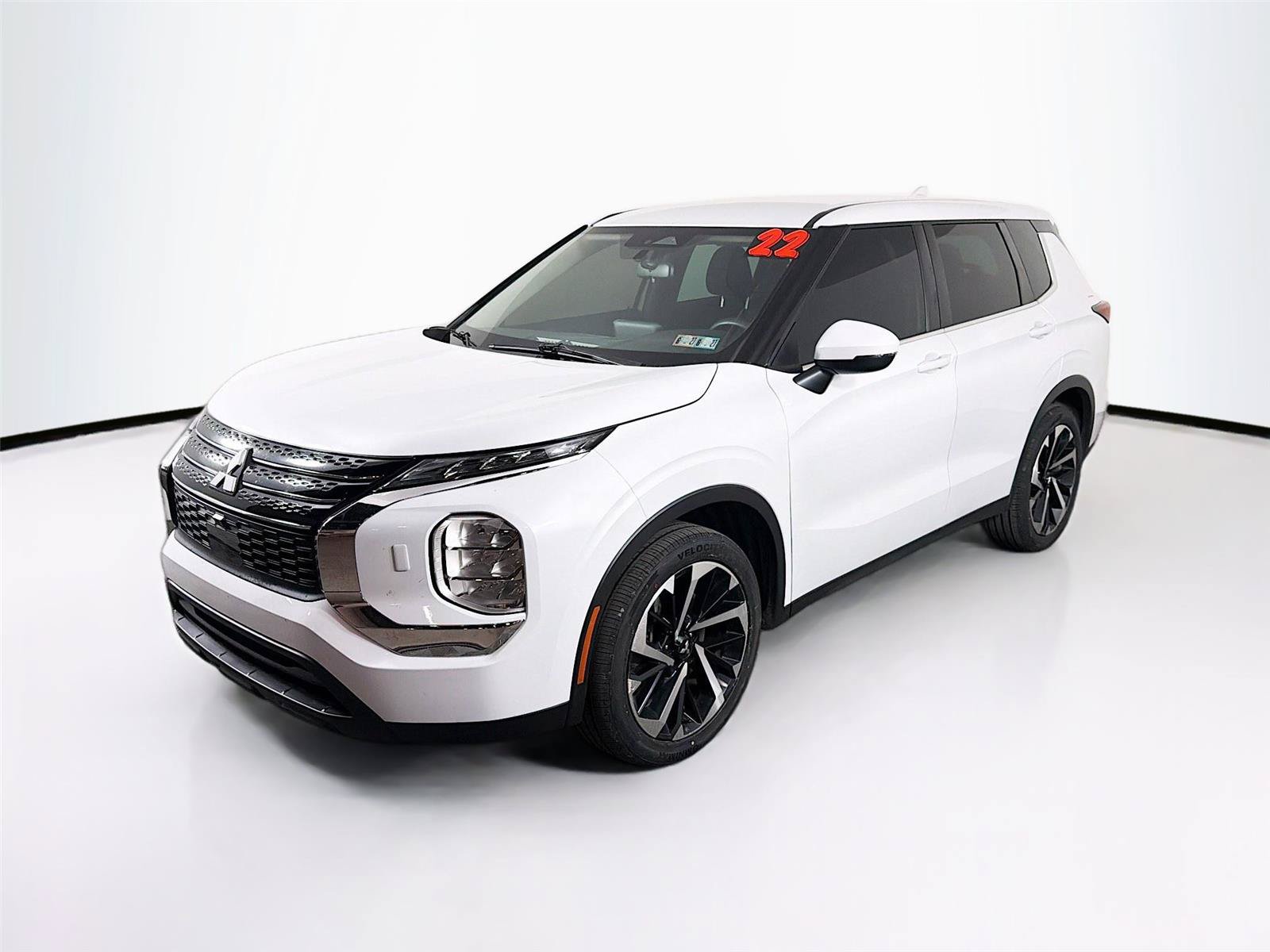Used 2022 Mitsubishi Outlander ES AWD/4WD image 7