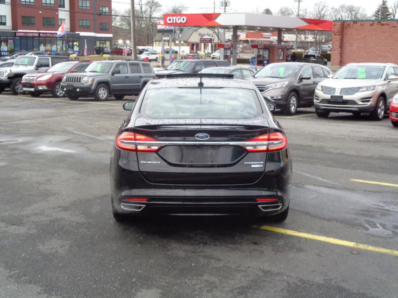 Used 2017 Ford Fusion Titanium image 13