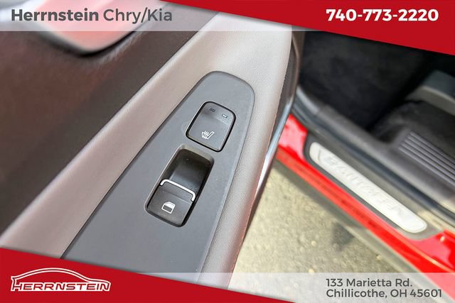 Used 2020 Hyundai Santa Fe Limited AWD/4WD image 26