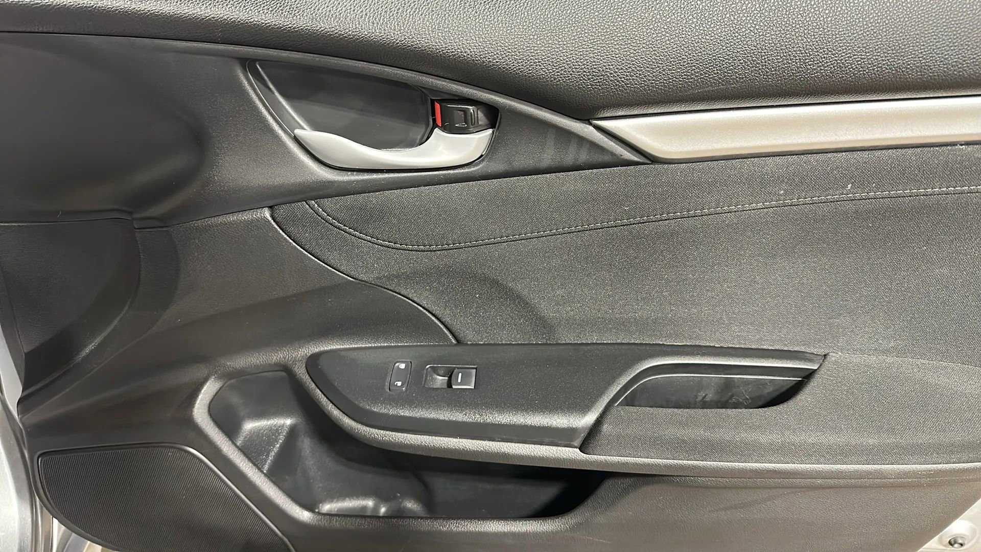 Used 2017 Honda Civic EX image 16