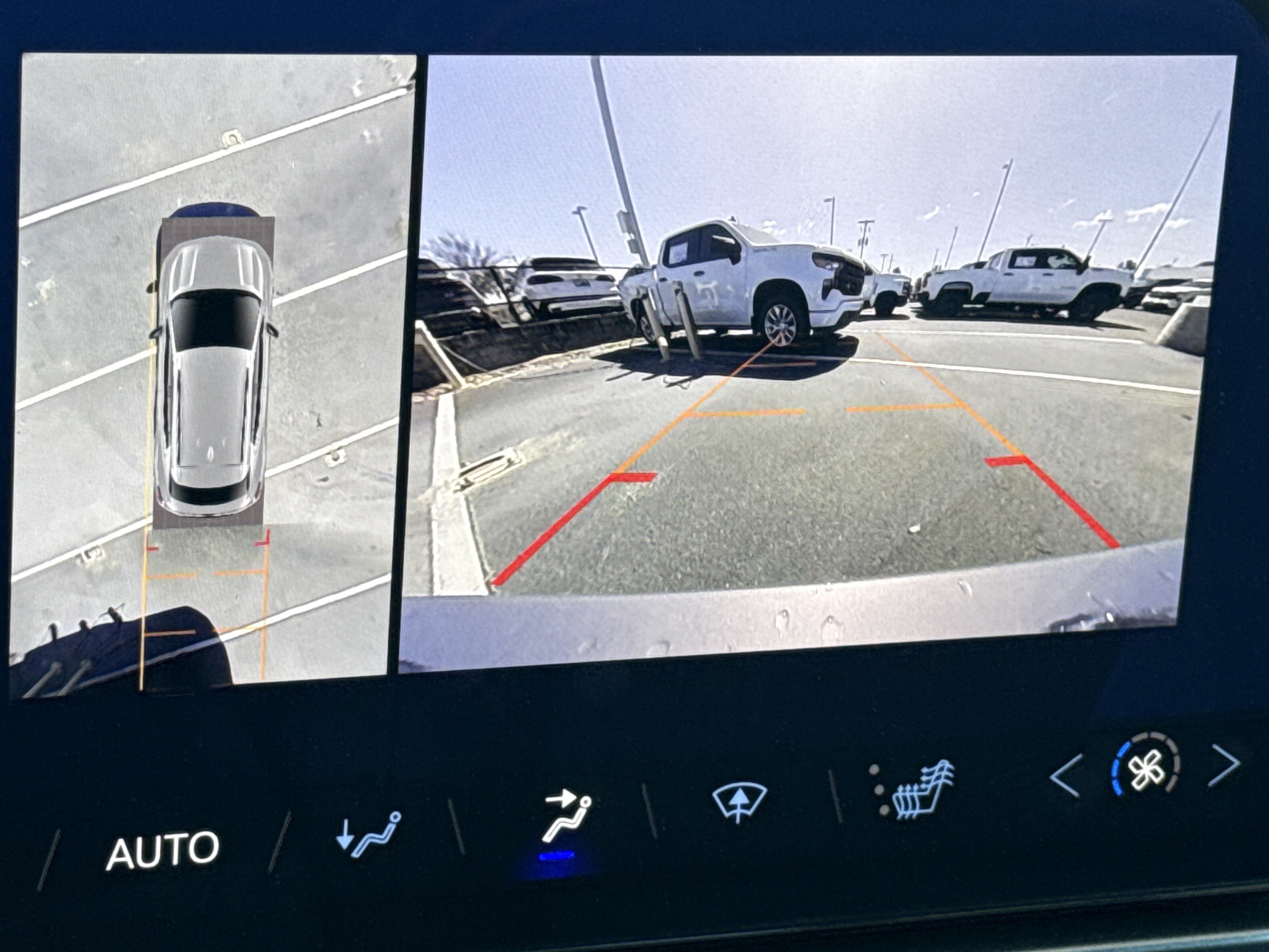 Used 2024 Chevrolet Equinox EV RS image 36