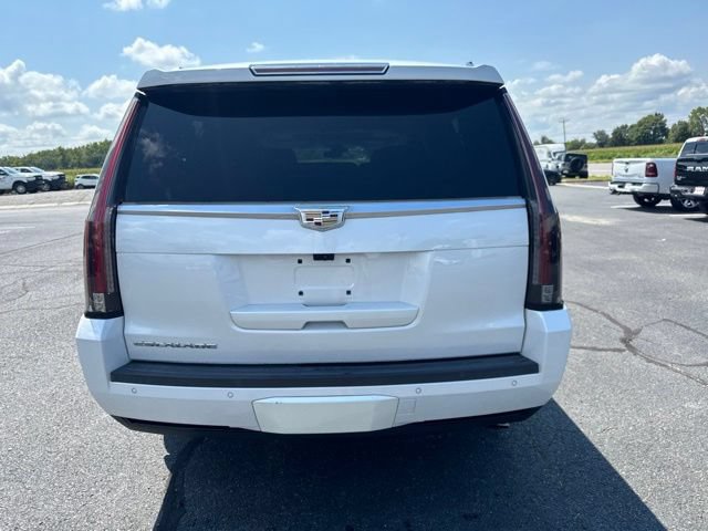 Used 2020 Cadillac Escalade ESV Luxury AWD/4WD image 10
