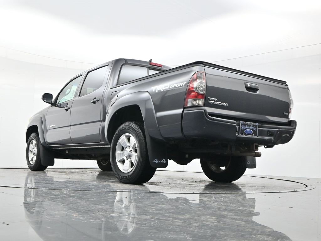 Used 2015 Toyota Tacoma Base image 49