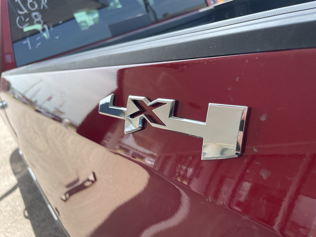 New 2026 GMC Sierra 1500 SLT w/ SLT Premium Package image 24