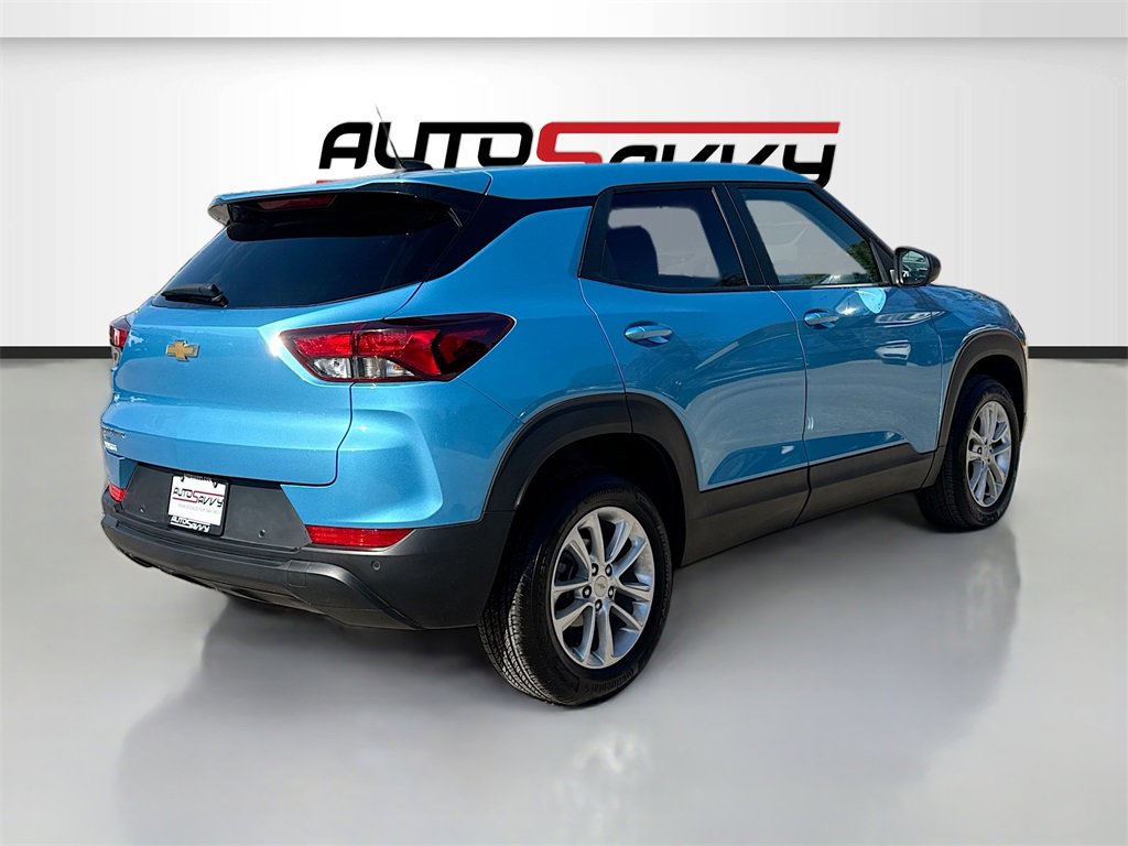 Used 2025 Chevrolet TrailBlazer LS w/ LS Convenience Package image 7