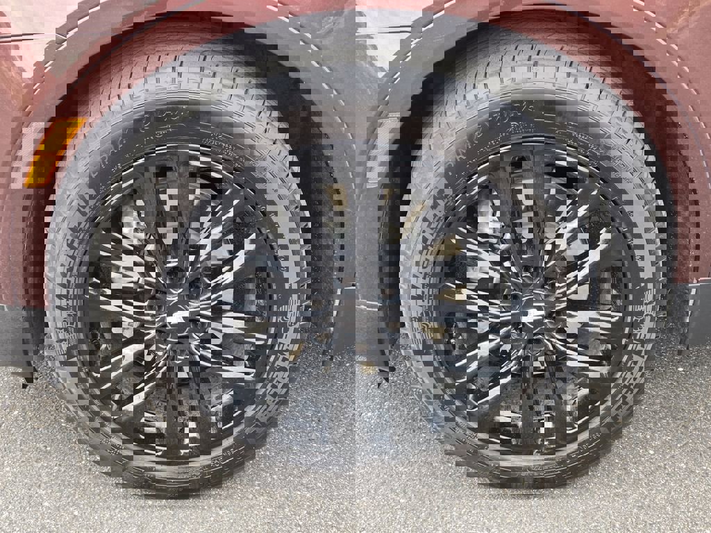 Certified 2023 Cadillac XT5 Premium Luxury w/ Platinum Package image 6