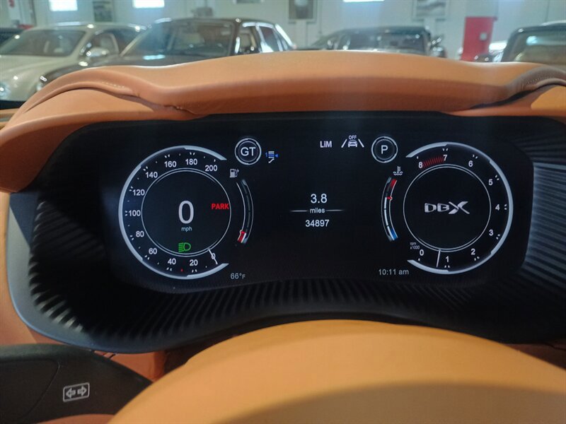 Used 2021 Aston Martin DBX image 19