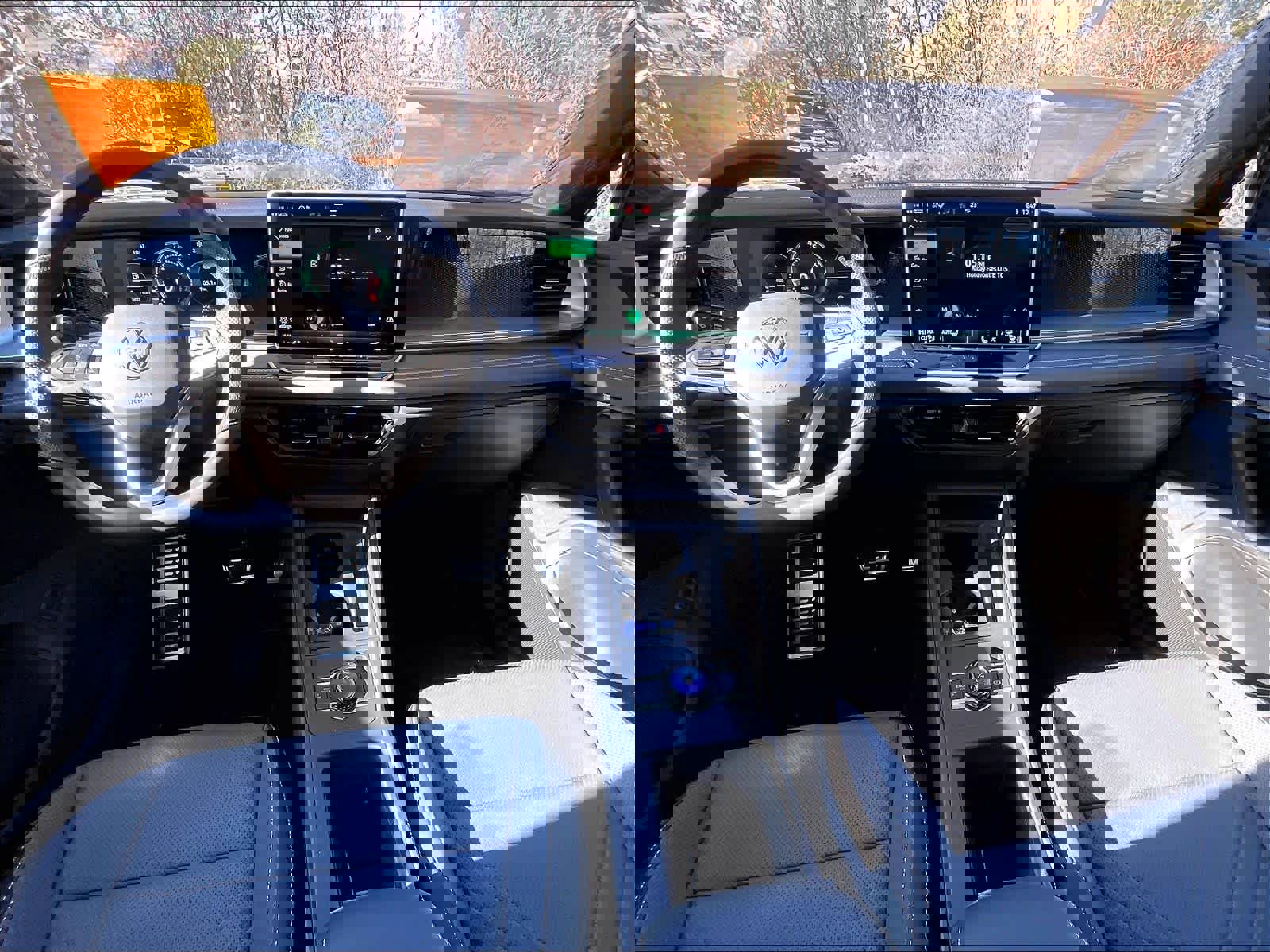 New 2026 Volkswagen Tiguan SE R-Line image 12