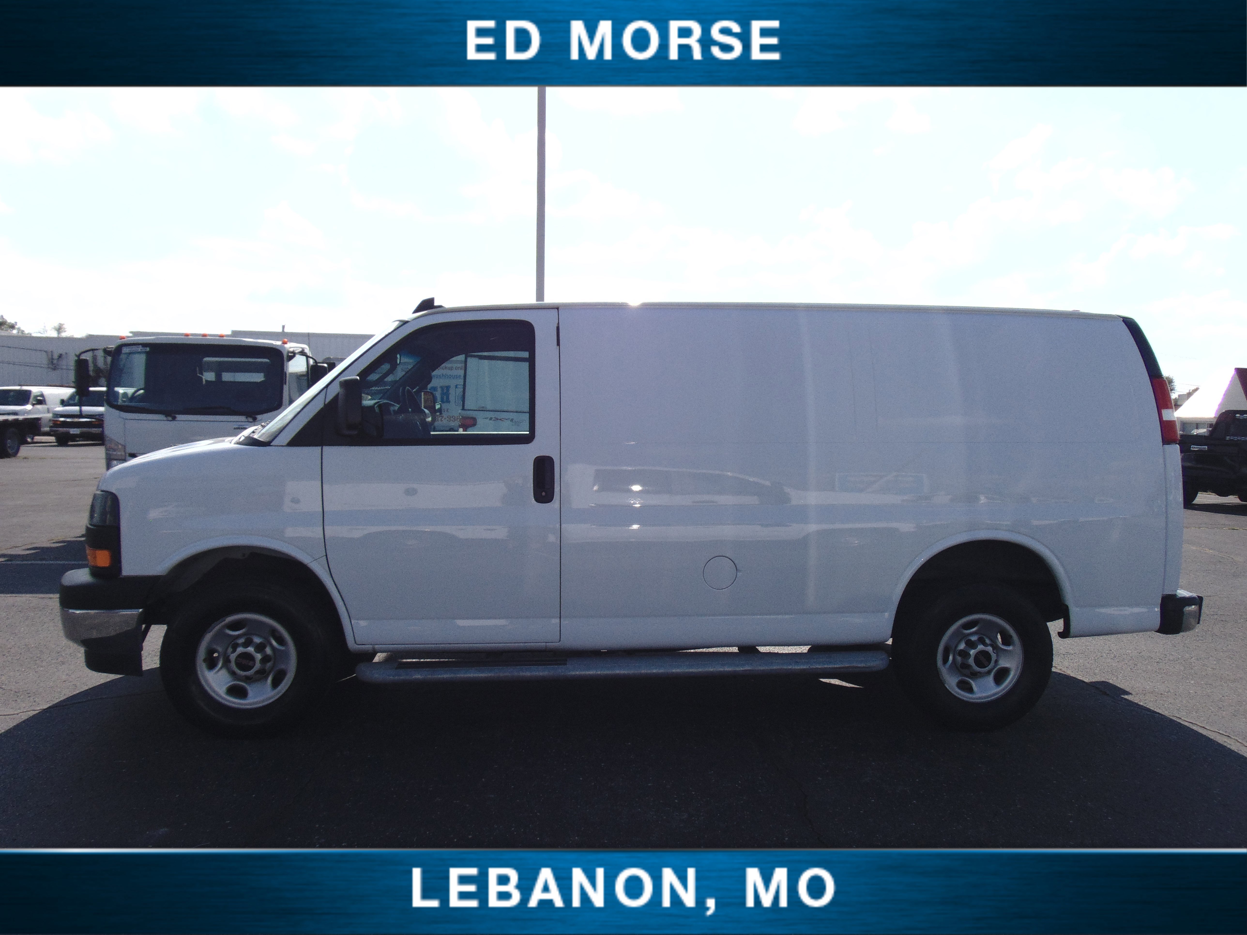 Used 2023 GMC Savana 2500 w/ Driver Convenience Package image 3