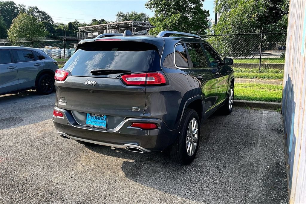 Used 2018 Jeep Cherokee Overland w/ Technology Group AWD/4WD image 8