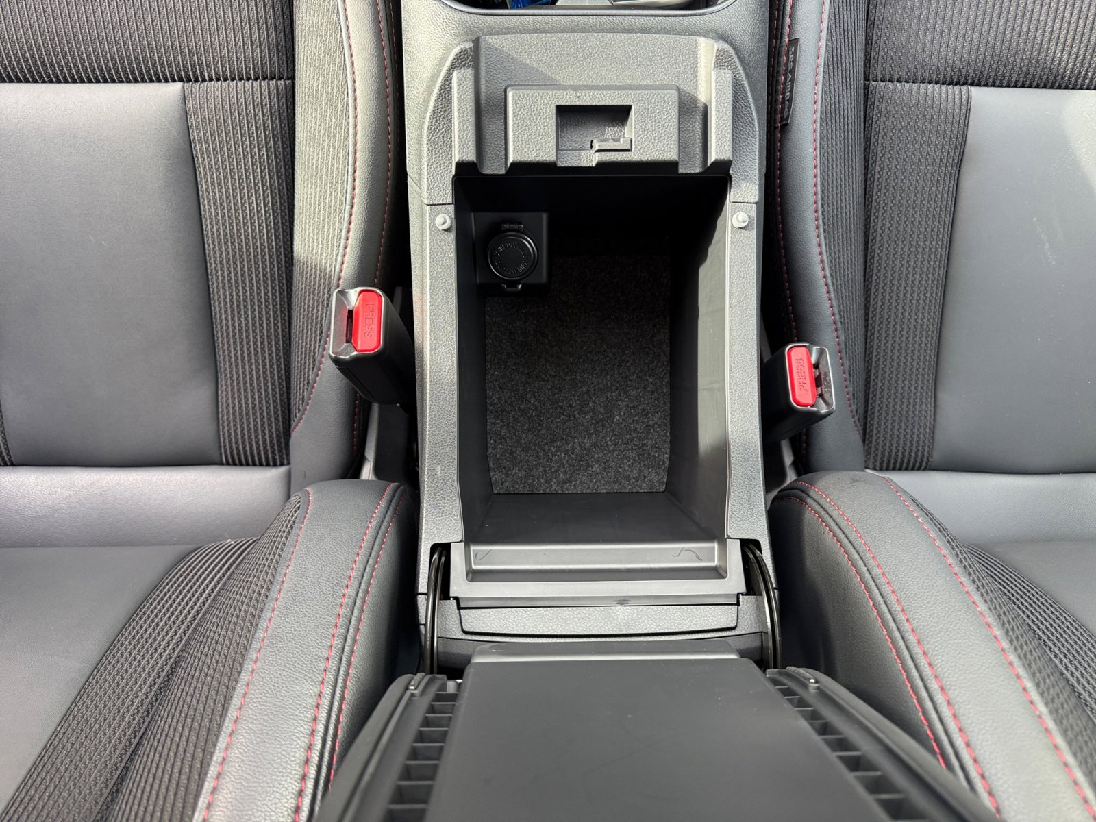 Certified 2025 Subaru Legacy Sport image 28